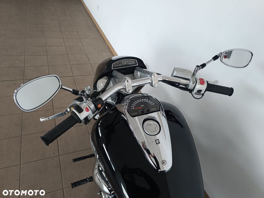 Suzuki Boulevard - 7