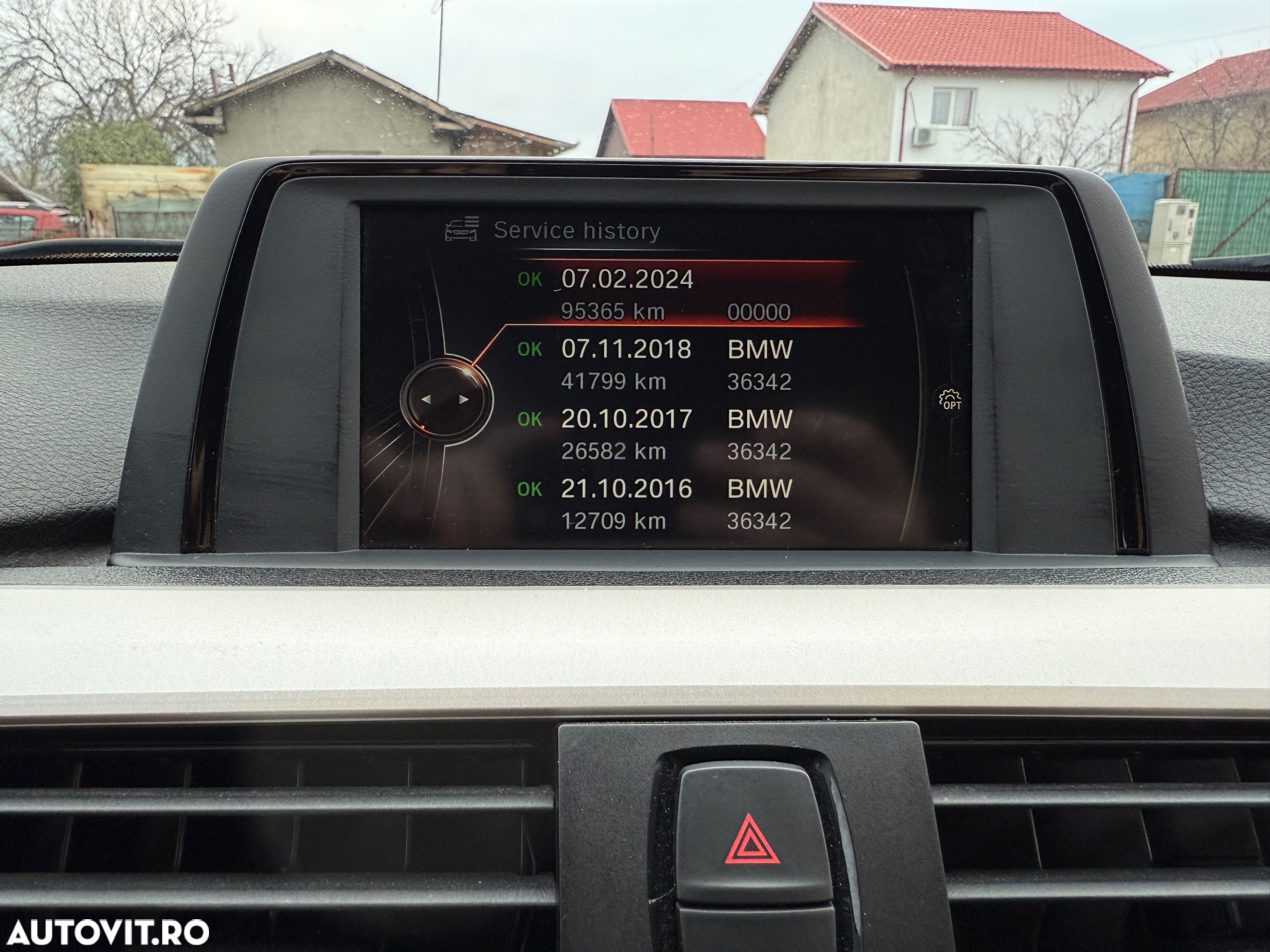 BMW Seria 3 316i - 11