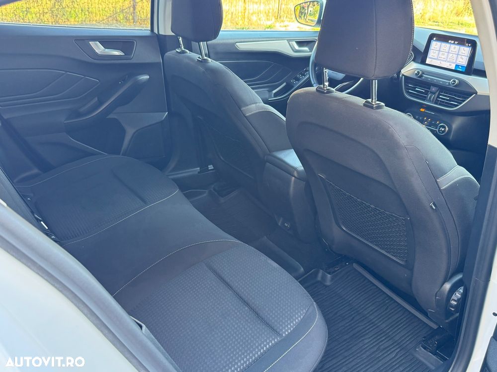 Ford Focus 1.5 EcoBlue Trend Edition - 6