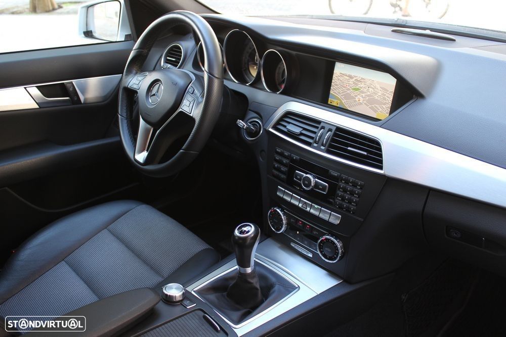Mercedes-Benz C 220 CDi Avantgarde BE - 25