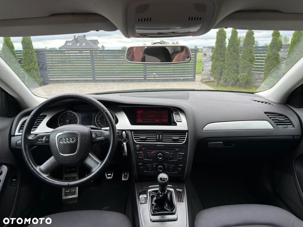 Audi A4 Limousine 1.8 TFSI Ambiente - 35