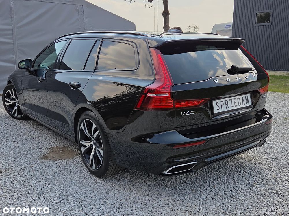 Volvo V60 D4 Geartronic R-Design - 2