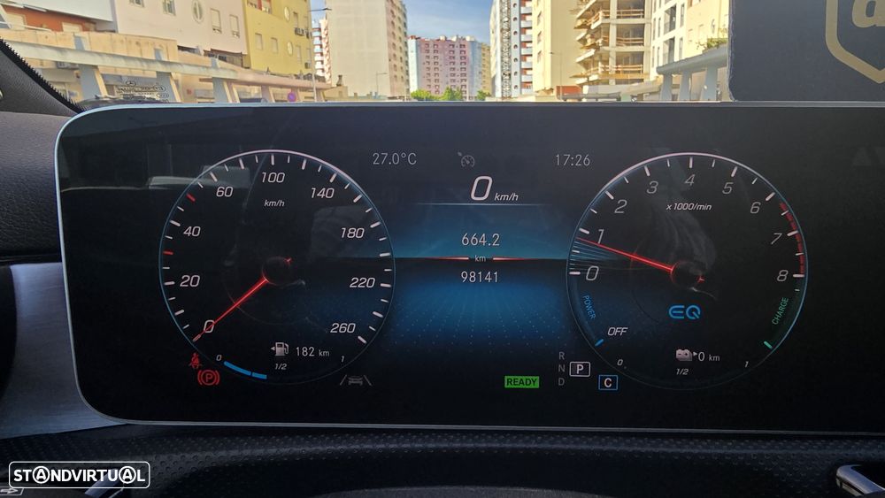 Mercedes-Benz A 250 e AMG Line - 36
