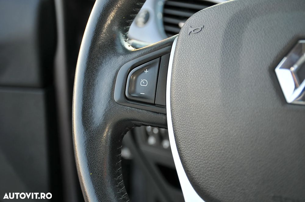 Renault Scenic - 24
