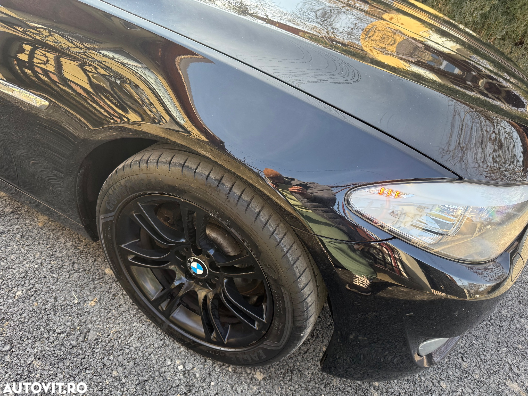 BMW Seria 5 520d Touring - 3
