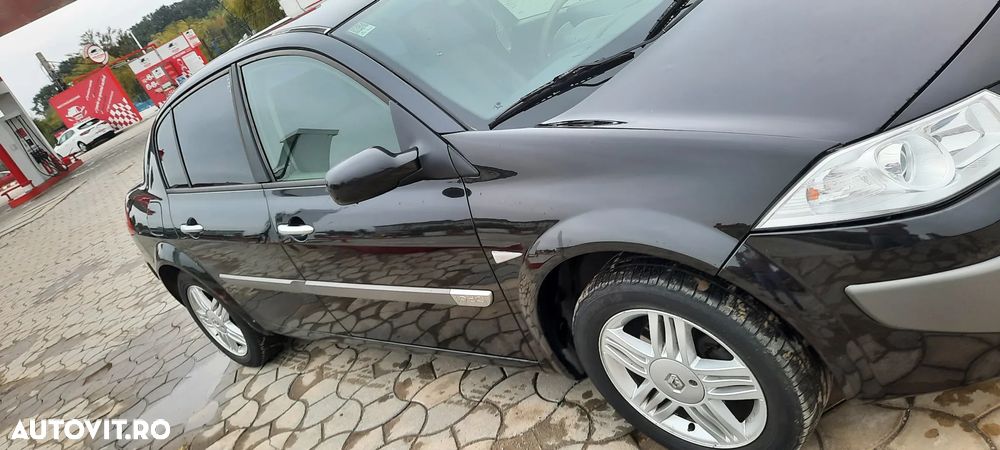 Renault Megane II Sedan 1.9 dCi Confort Privilege - 9