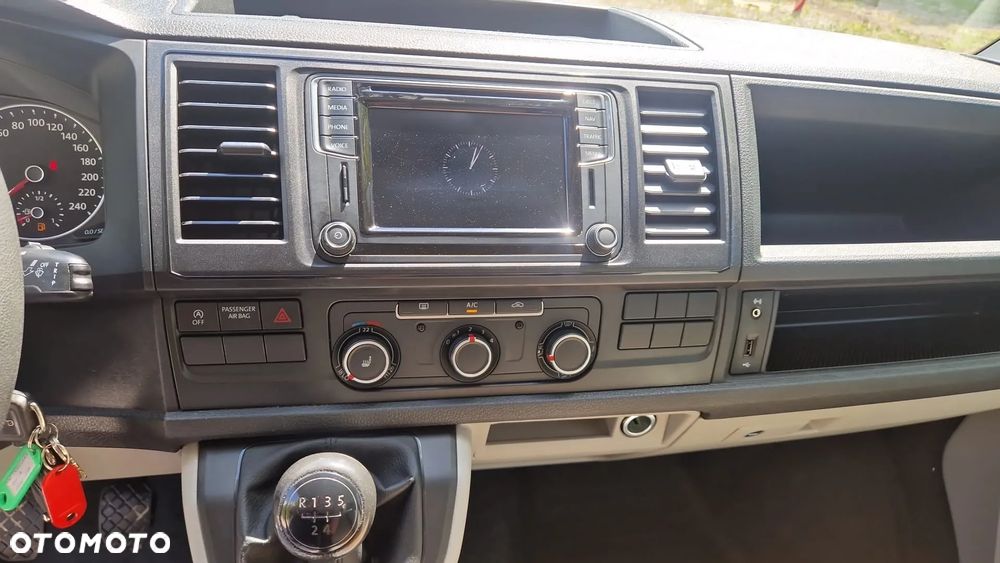 Volkswagen Transporter - 15