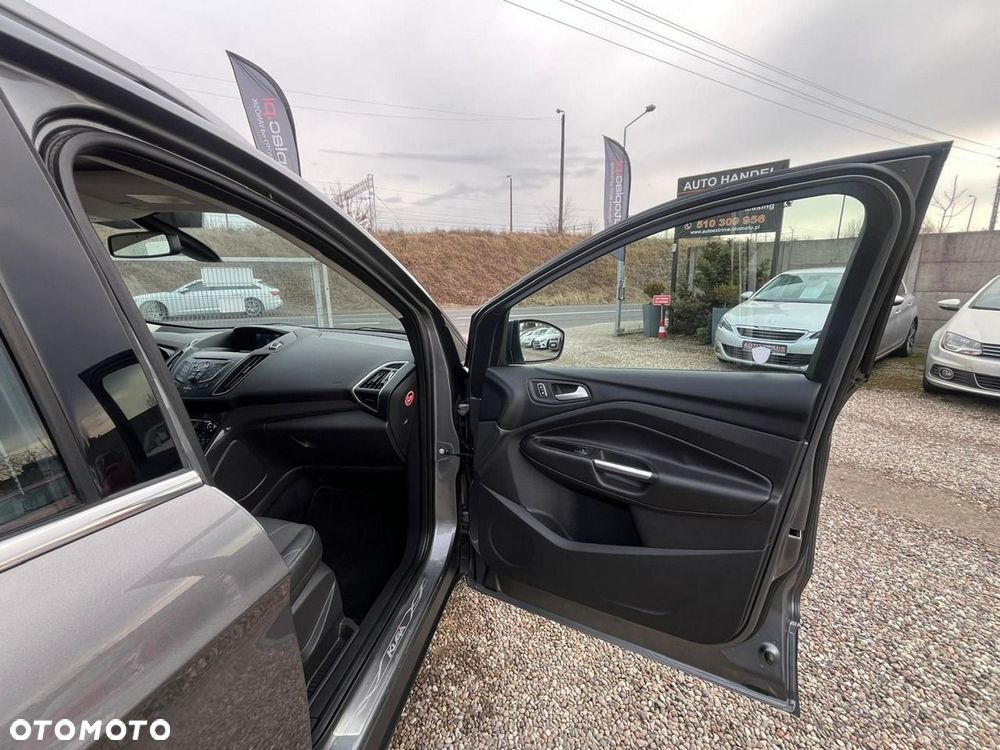 Ford Kuga 1.6 EcoBoost 2x4 Titanium - 19