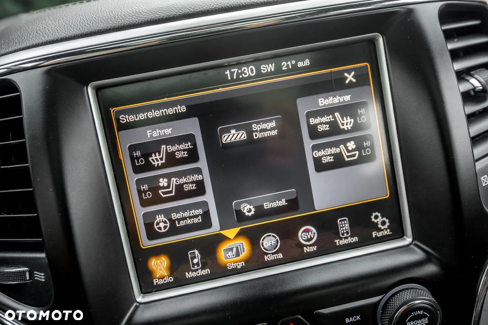 Jeep Grand Cherokee 3.0 CRD Overland Summit - 32