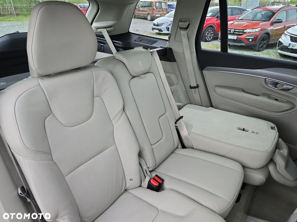 Volvo XC 90 - 11