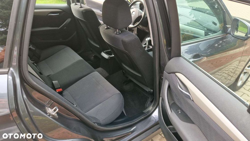 BMW X1 - 15
