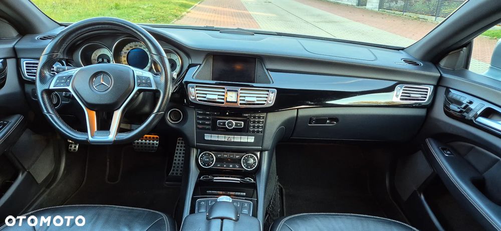 Mercedes-Benz CLS 250 CDI DPF BlueEFFICIENCY 7G-TRONIC - 24