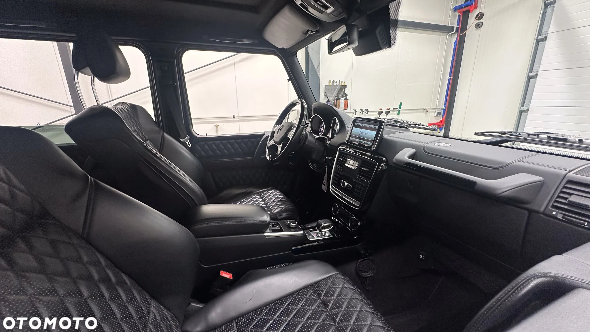 Mercedes-Benz Klasa G 63 AMG L - 26
