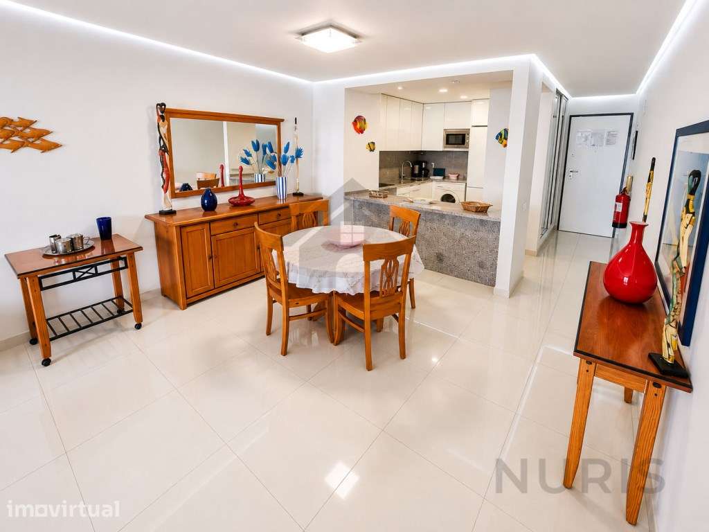 Apartamento T1 com Vista Mar para Venda na Praia da Rocha, Portimão - Grande imagem: 4/25