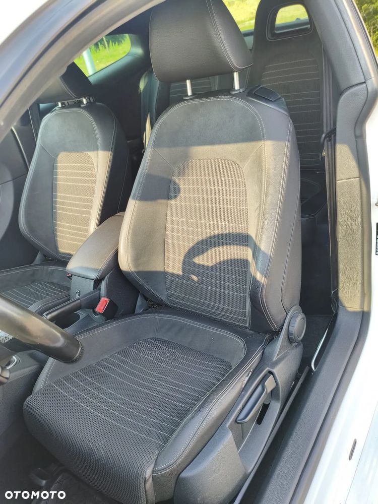 Volkswagen Scirocco 2.0 TDI - 16