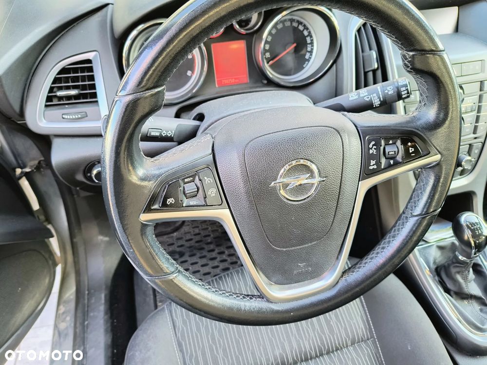 Opel Astra 1.7 CDTI - 13