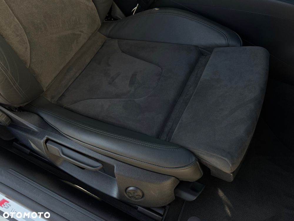 Audi A5 Cabrio 2.0 TDI - 28