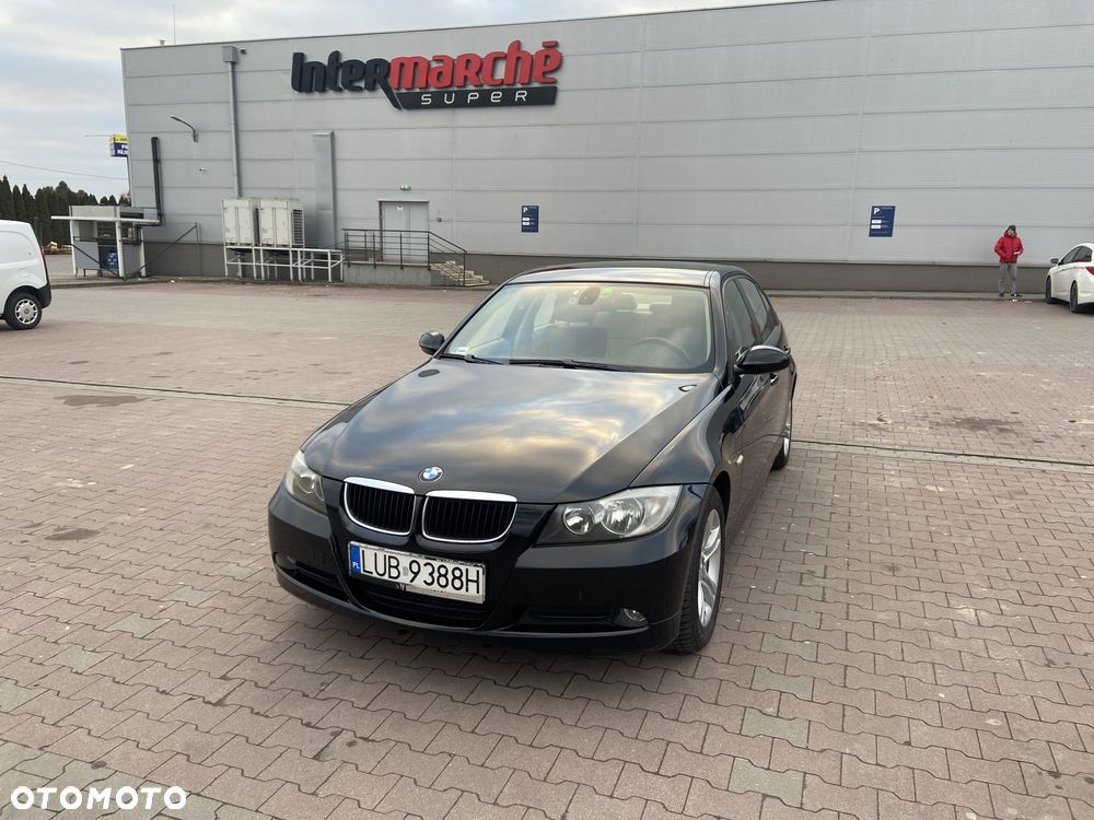 BMW Seria 3 316i - 21