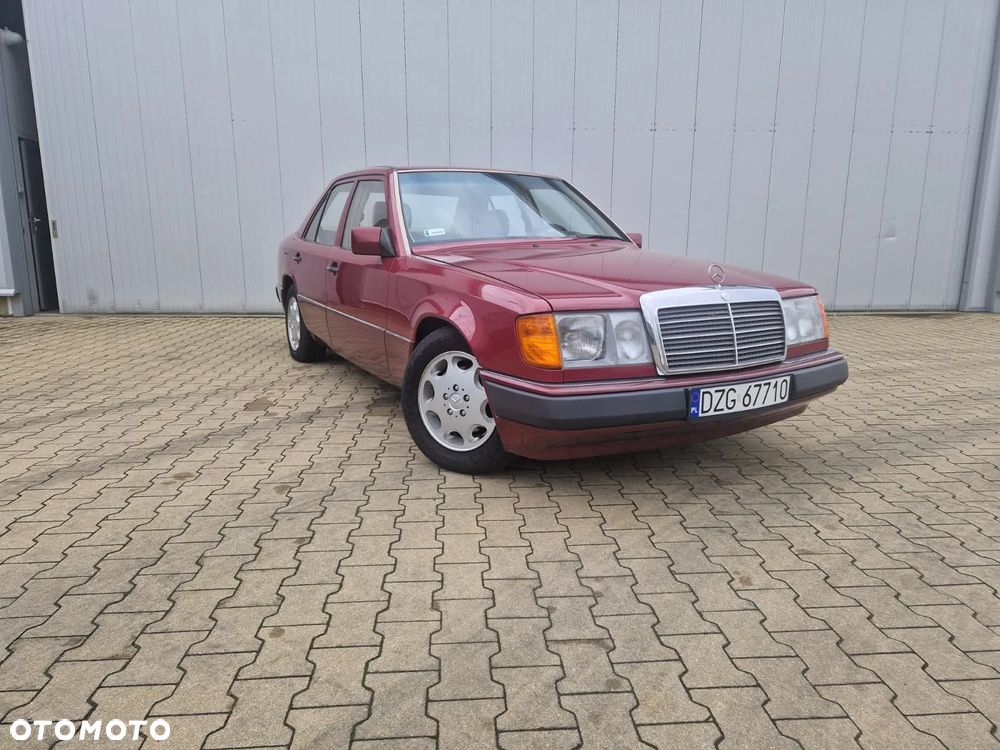 Mercedes-Benz W124 (1984-1993)