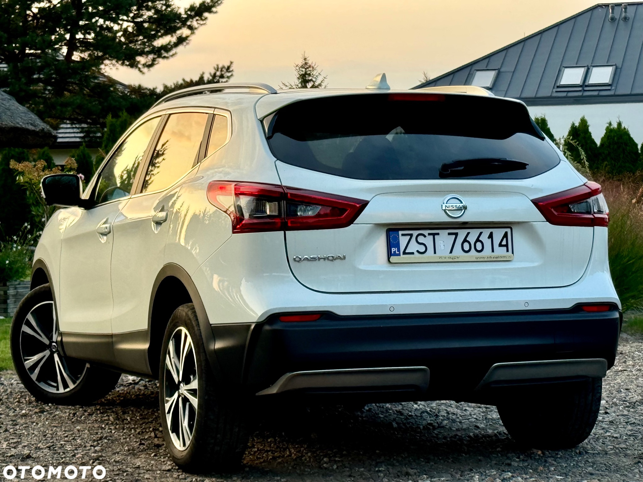 Nissan Qashqai 1.2 DIG-T Xtronic N-Connecta - 7
