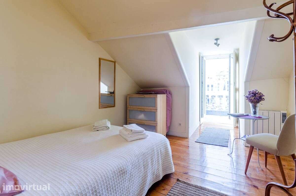Apartamento T2 Renovado no Coração da Mouraria – Lisboa - Grande imagem: 2/32