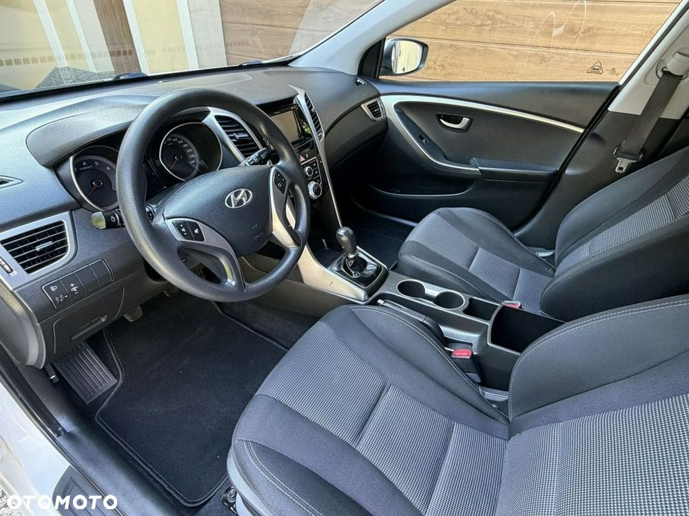 Hyundai i30 - 13