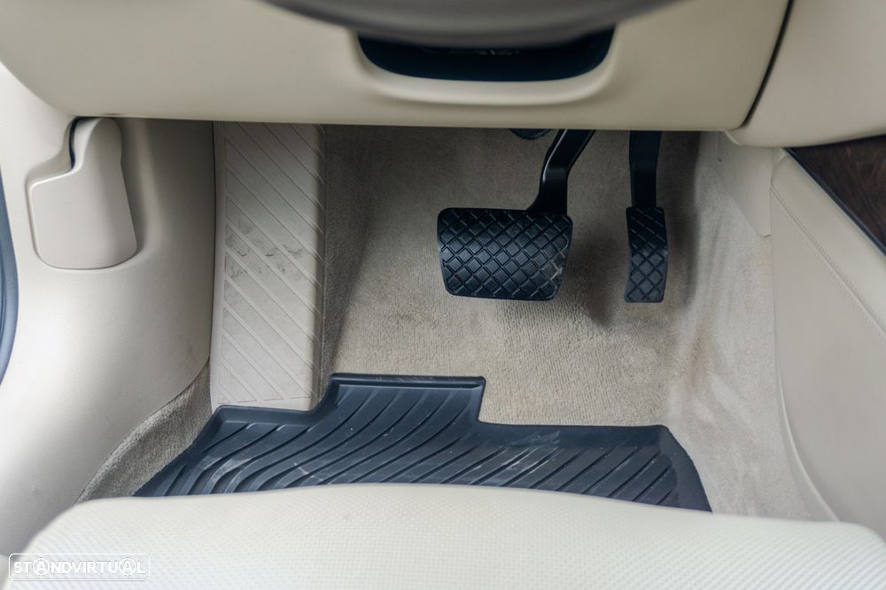 Audi A6 Avant 2.0 TDi Exclusive S tronic - 26