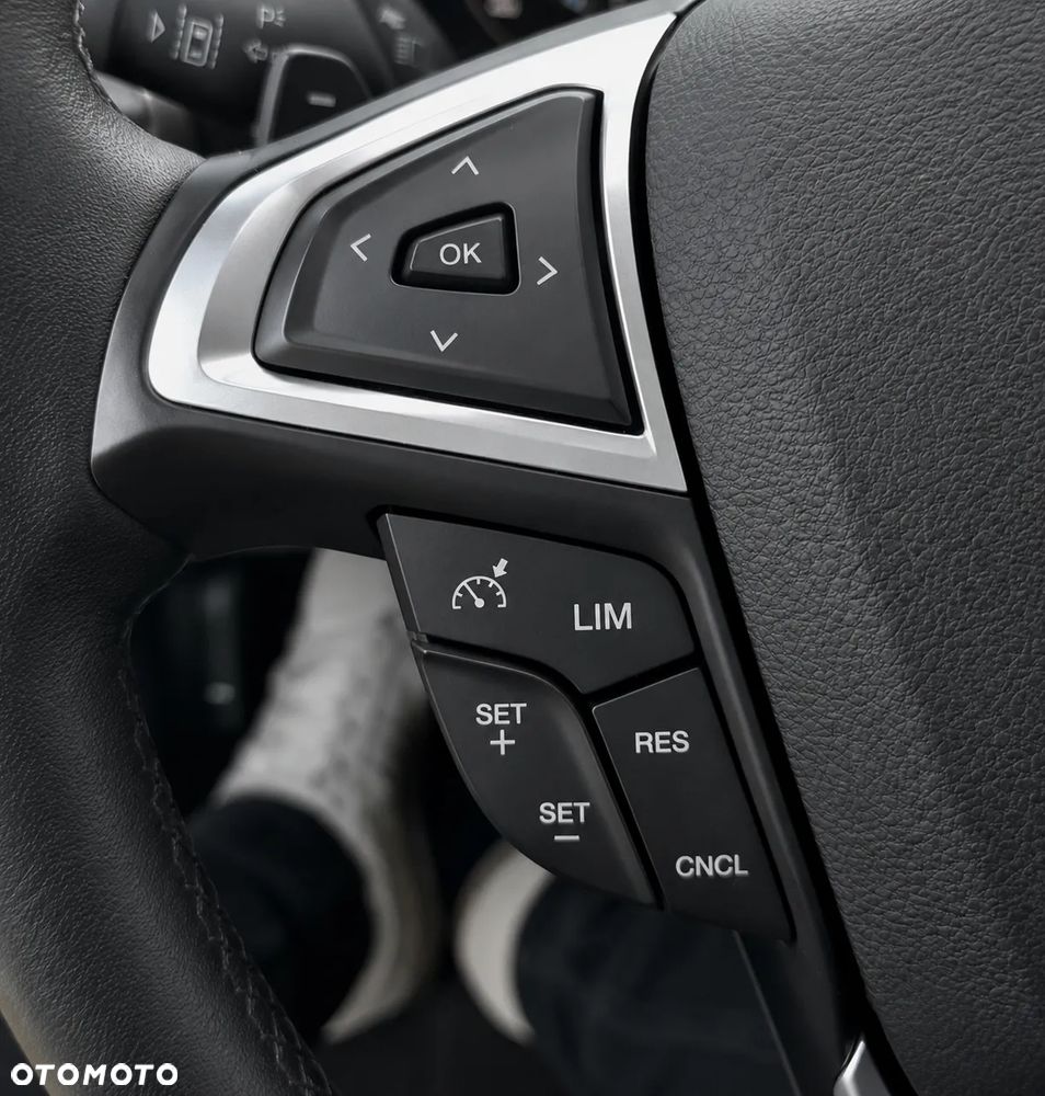 Ford Mondeo 2.0 EcoBoost Titanium - 20