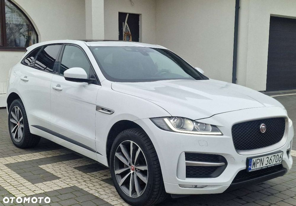 Jaguar F-Pace - 3