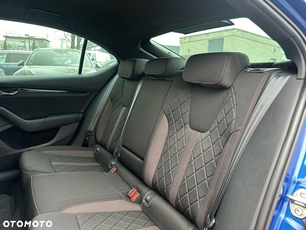 Skoda Octavia 2.0 TDI RS DSG - 38