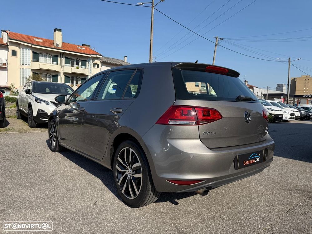 VW Golf 1.6 TDi Highline DSG - 7