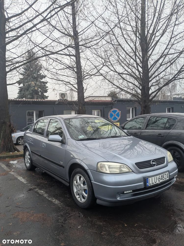 Opel Astra - 1