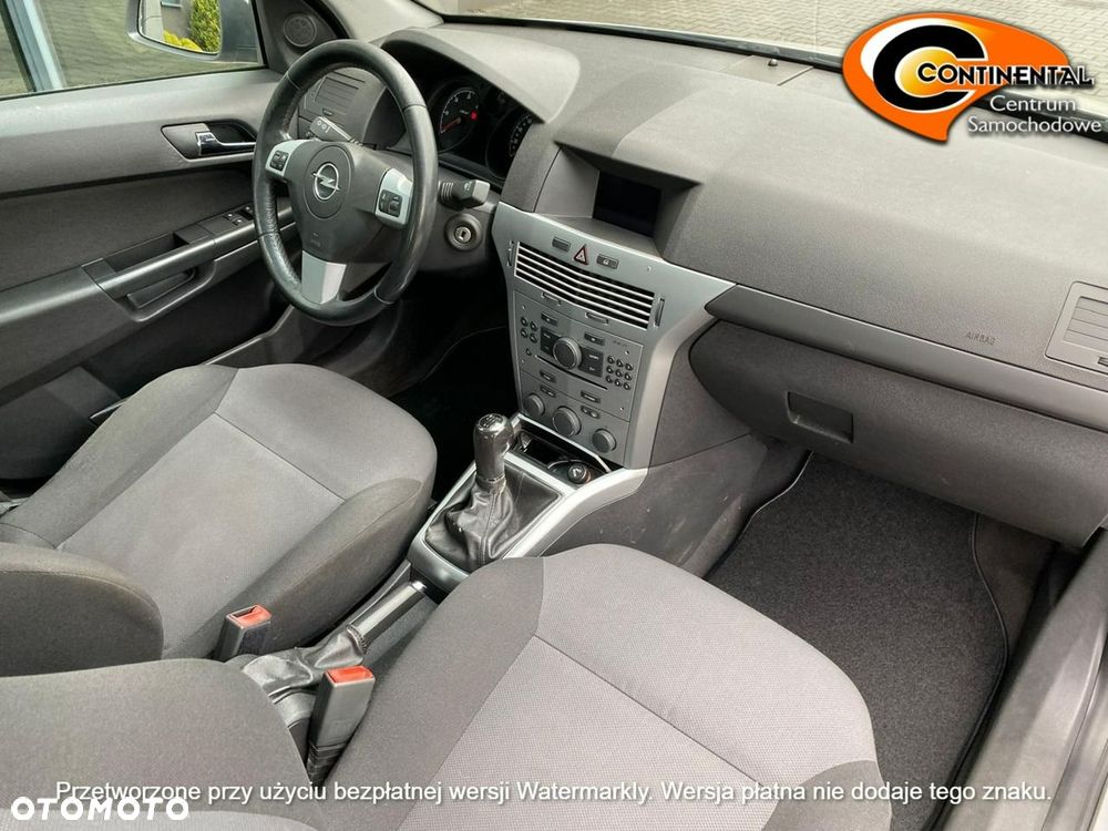 Opel Astra - 10