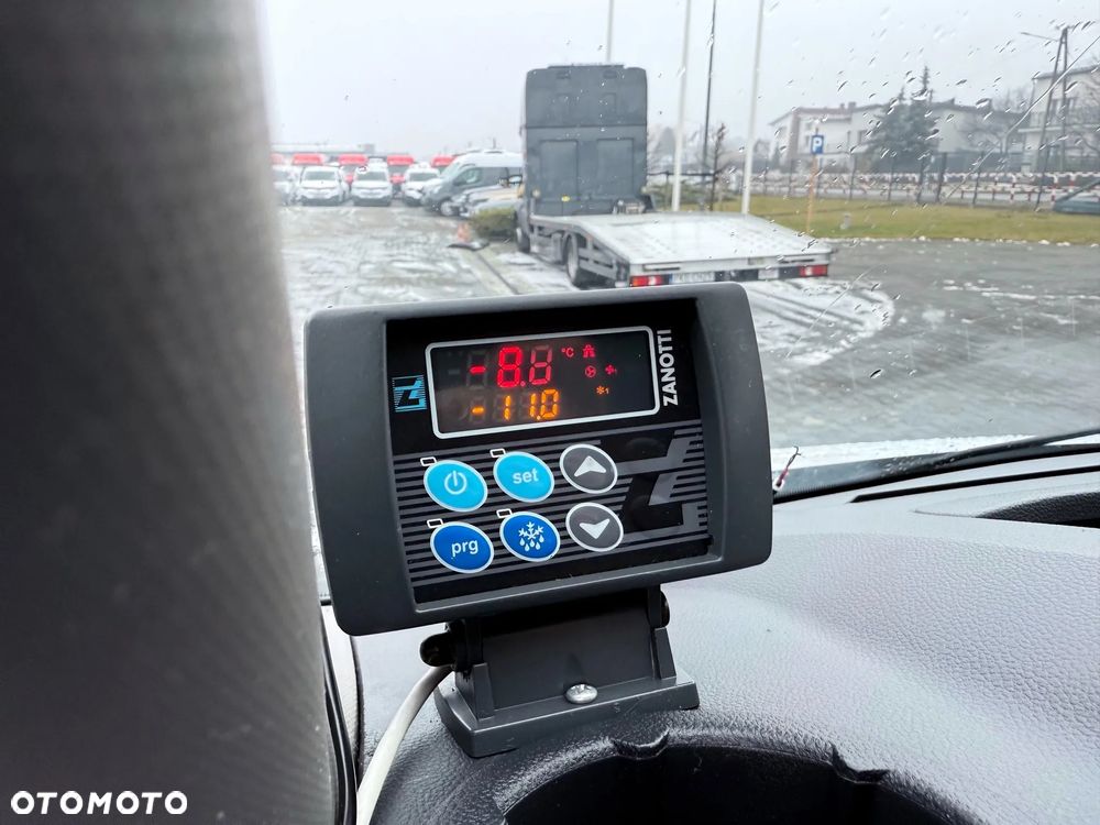 Renault Master  Master 145 DCI Kontener 3x Drzwi 230V Chłodnia/Mroźnia do -12, Salon PL, Jeden Właściciel - 7