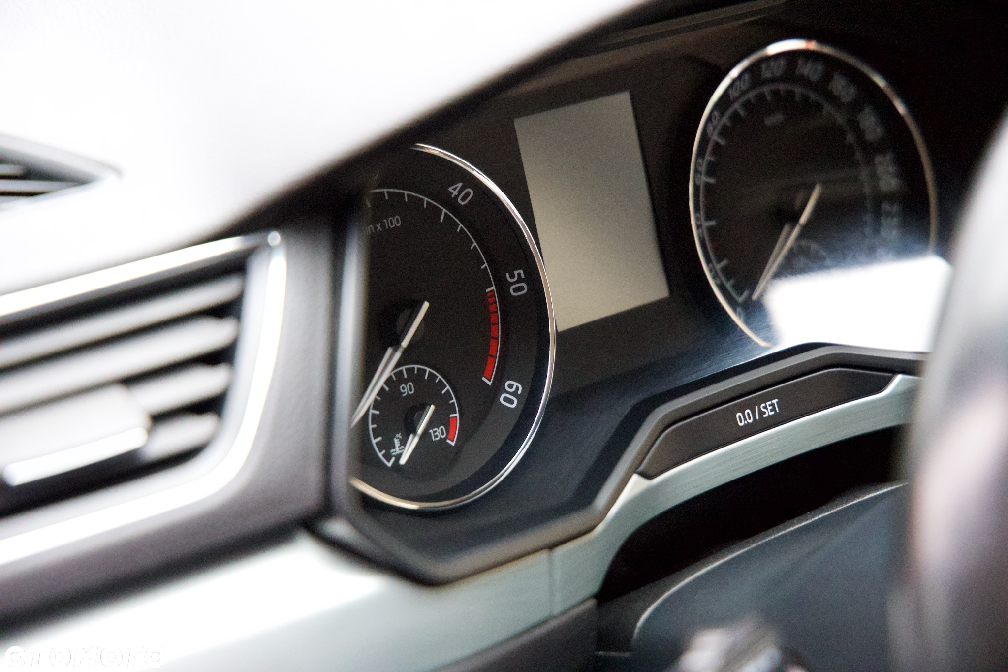 Skoda Superb 2.0 TDI Ambition - 31
