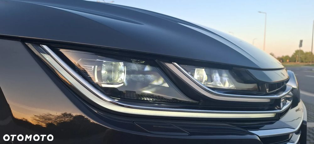 Volkswagen Arteon 2.0 TDI SCR R-Line DSG - 19