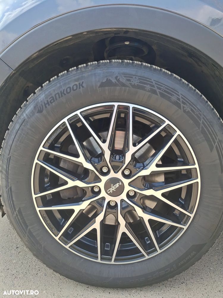 Kia Sorento 2.2 DSL 8AT 4x4 Cosmo - 9