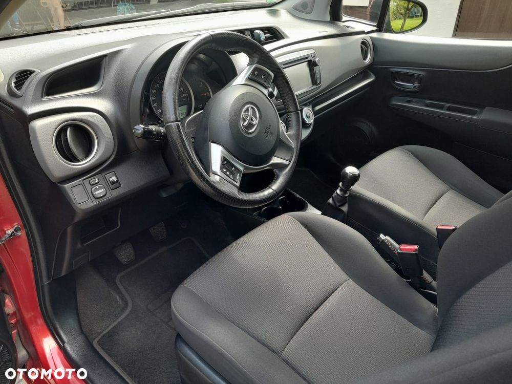Toyota Yaris 1.33 Active - 9