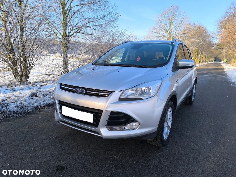 Ford Kuga 2.0 TDCi 2x4 Titanium - 2