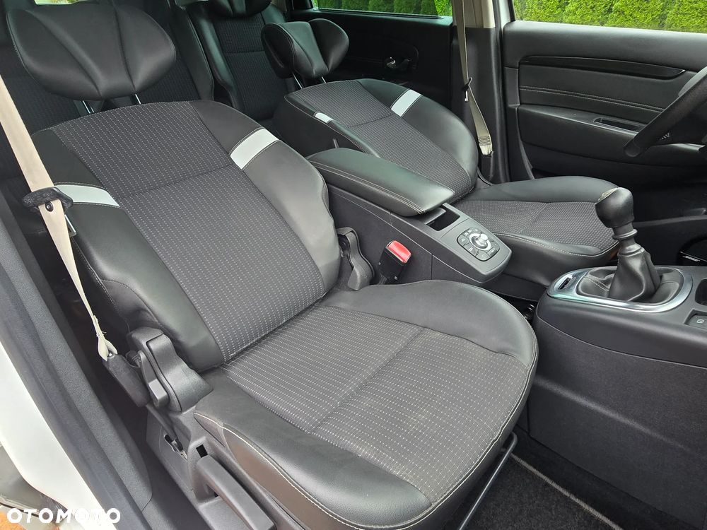 Renault Grand Scenic Gr 1.2 TCe Energy Bose Edition - 22