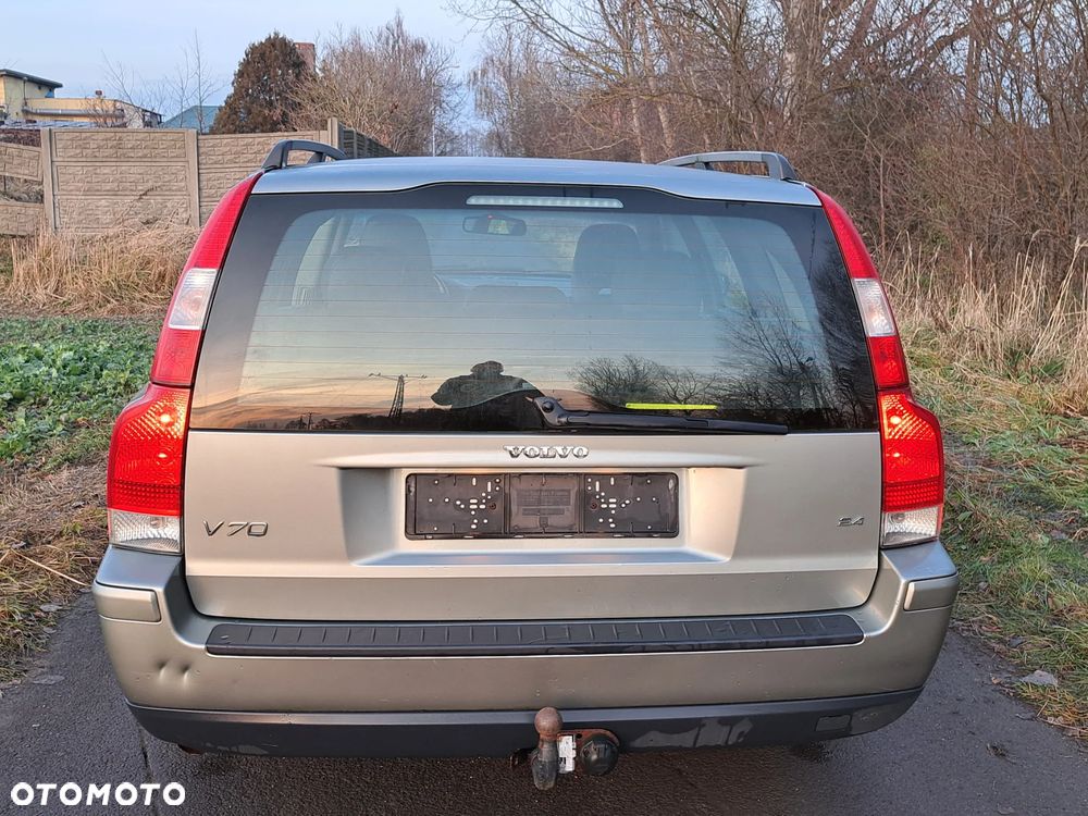 Volvo V70 2.4 Kinetic - 17