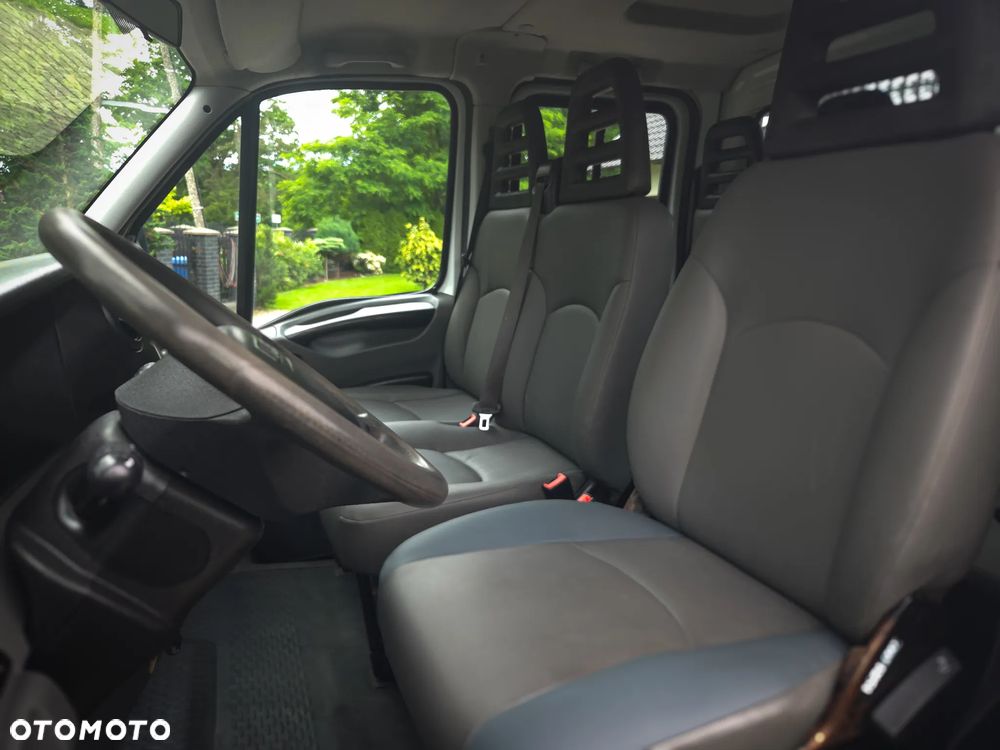 Iveco DAILY 40C15D - 33