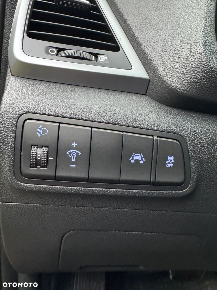 Hyundai Tucson 2.0 CRDi 4WD Automatik Style - 25