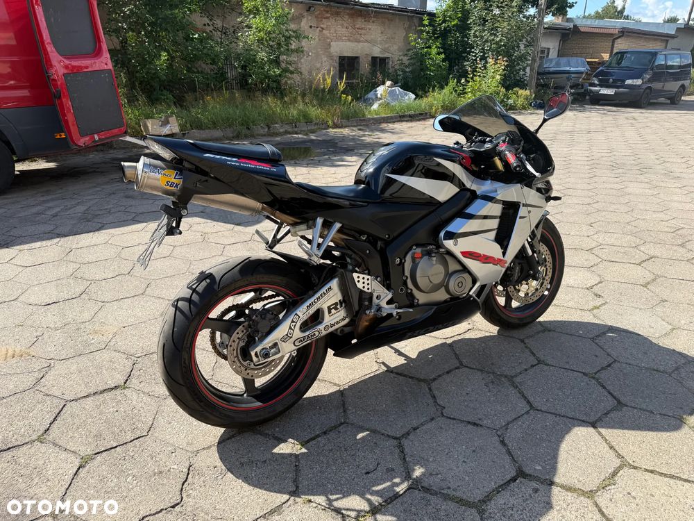 Honda CBR - 5