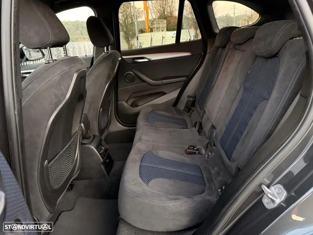 BMW X1 - 32