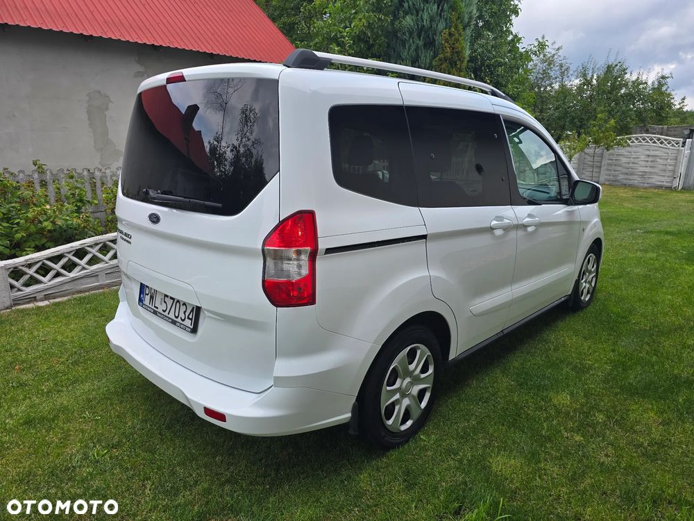 Ford Tourneo Courier 1.5 TDCi Sport - 8