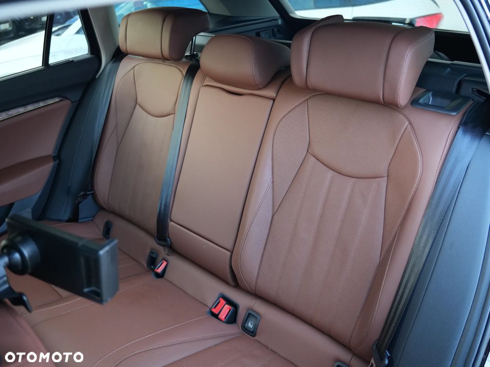 Skoda Superb 1.5 TSI Plug-in Hybrid L&K DSG - 32