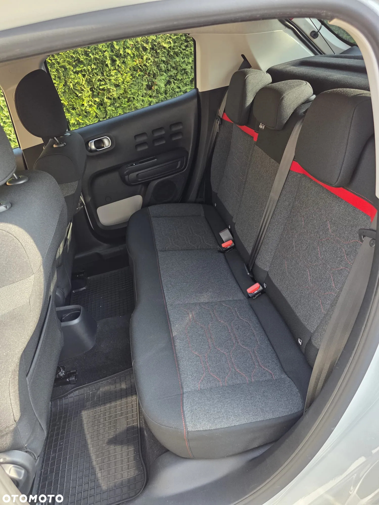 Citroën C3 1.2 PureTech Shine S&S - 12