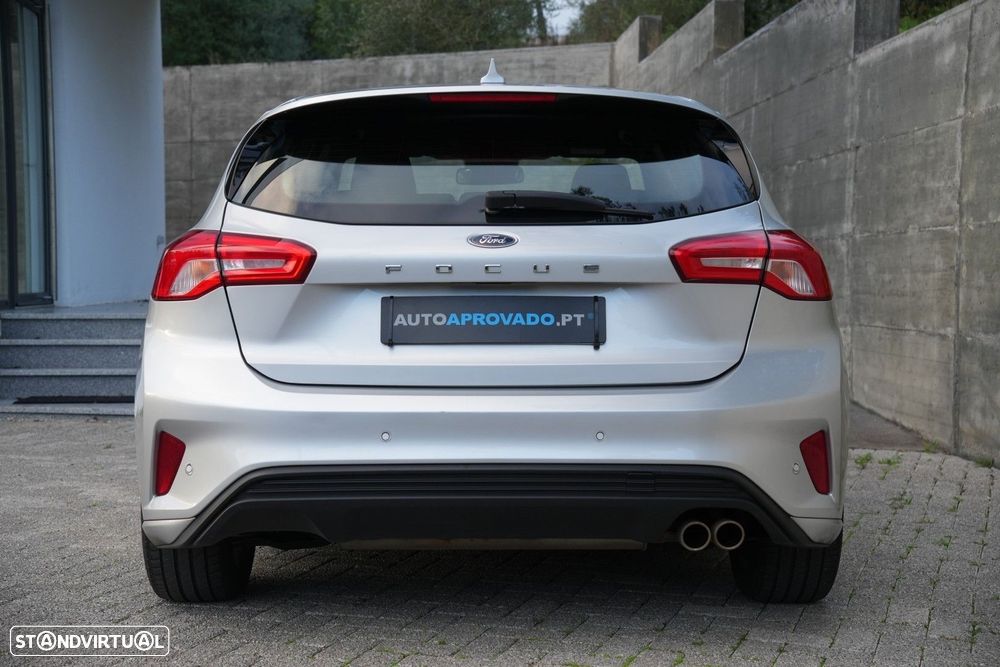 Ford Focus 1.0 EcoBoost MHEV ST-Line - 33
