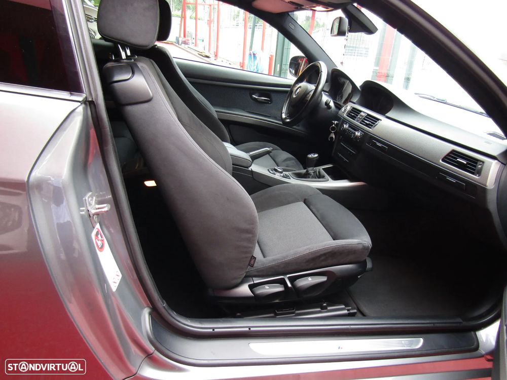 BMW 320 d M Sport Edition - 13